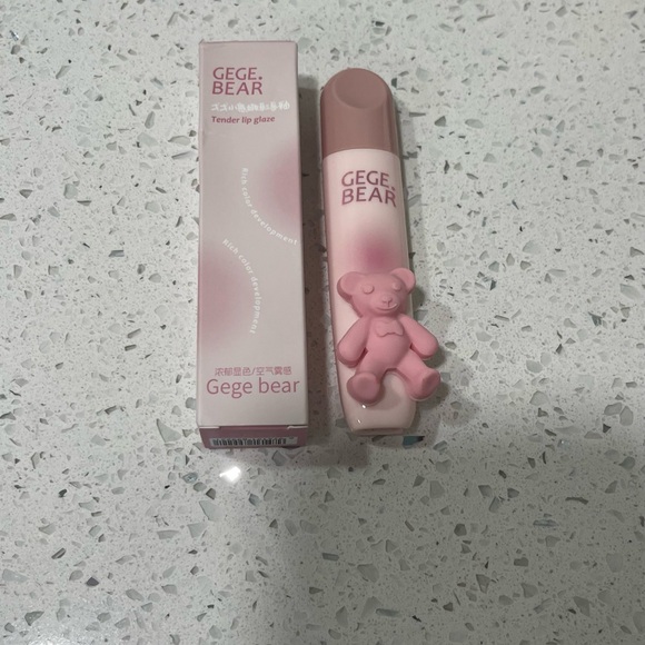 HP 🥳Gege Bear lipstick velvet soft mist matte in #01 tipsy pink - Picture 6 of 8